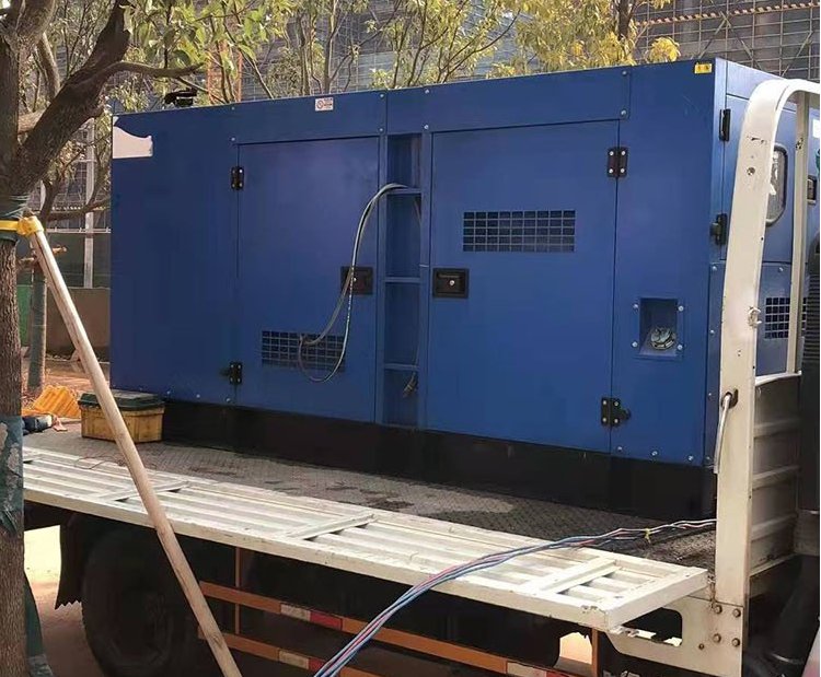 望花柴油发电机组空气滤清器多久更换一次？