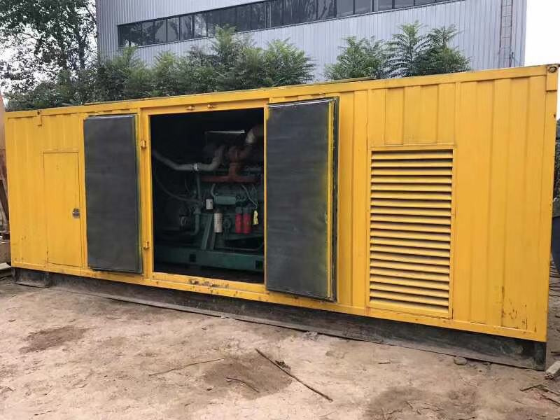 望花柴油发电机组滤清器内充满机油但压力不足如何进行故障排查？