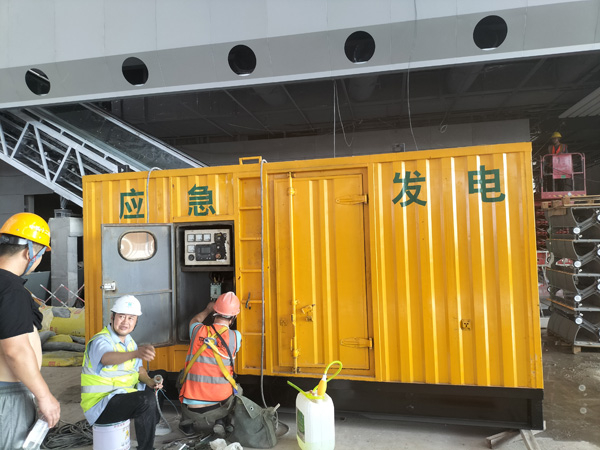 望花怎样判断空气滤清器是否需要更换？